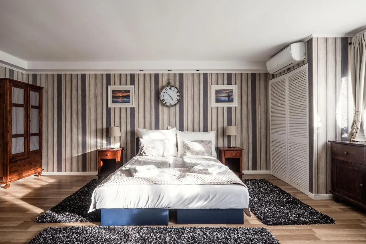 Private Villa With Indoor Pool Budapest