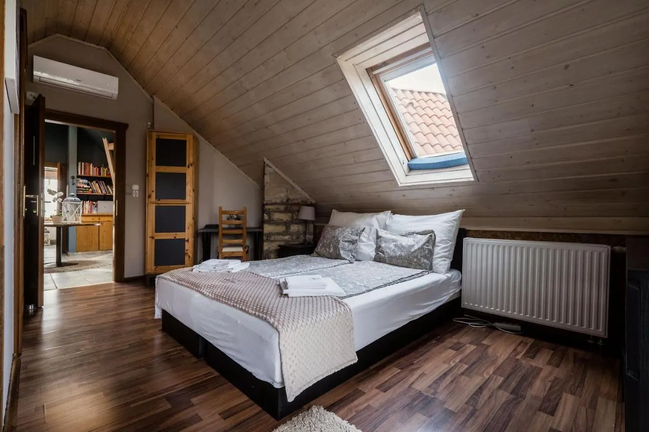 Private Villa With Indoor Pool Budapest
