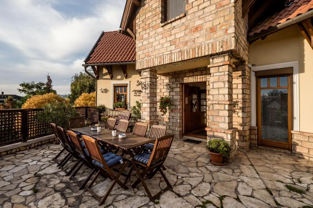 Private Villa With Indoor Pool Budapest